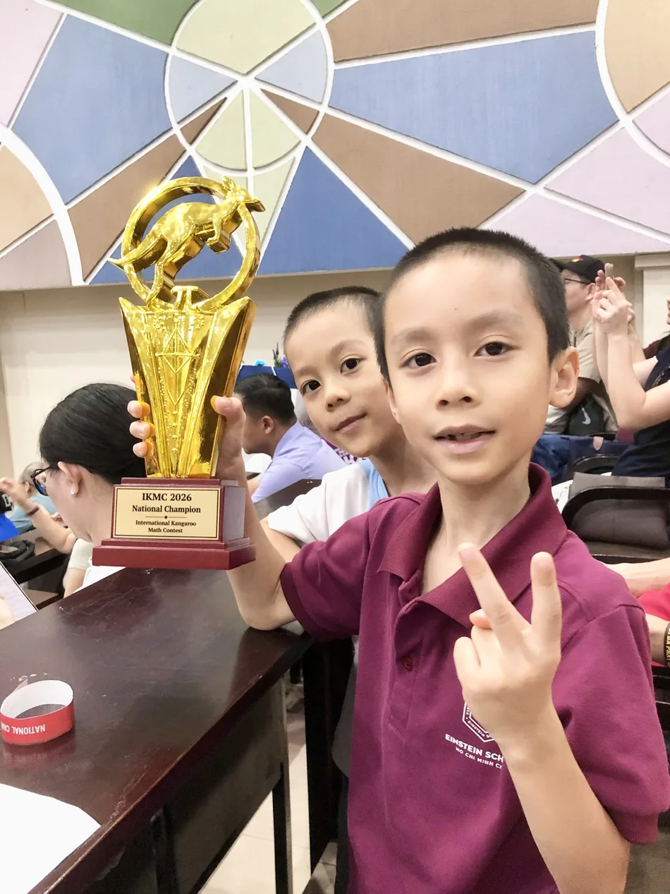 Nhật Huy — Vô địch Quốc gia (Perfect Score) kỳ thi Toán quốc tế IKMC